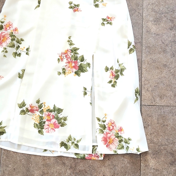 NWOT..N.L.W MAXI DRESS - Picture 9 of 12